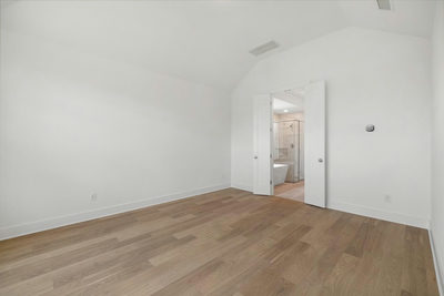 252 Menlo Bnd — photo 4