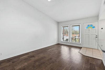 5601 Woodrow Ave — photo 2