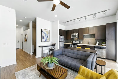 1900 Barton Springs Rd #2003 — photo 5