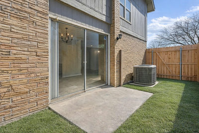 1210 Southport Dr — photo 2