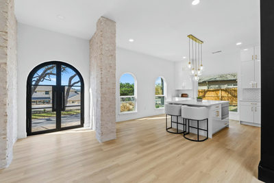 18702 Lakeland Dr — photo 3