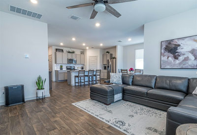 208 Greens Bayou Trl — photo 2