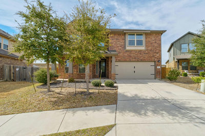 718 Hereford Loop — photo 3
