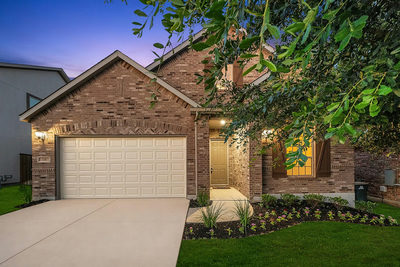136 Tailwind Dr — photo 2