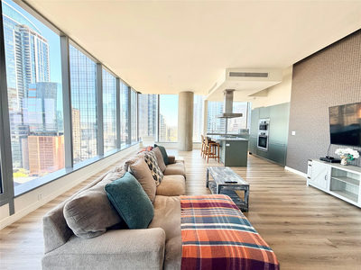 210 Lavaca St #1912 — photo 4