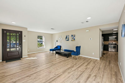 502 Woodford Dr — photo 4
