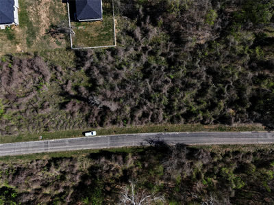 450 Riverside Dr — photo 3