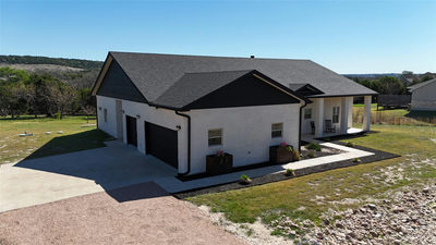 125 Westcreek Dr — photo 2