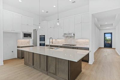 712 High Summit Dr — photo 2