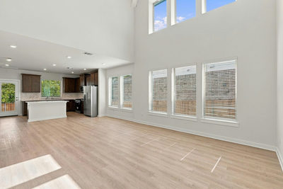 140 Bloomington Loop — photo 4