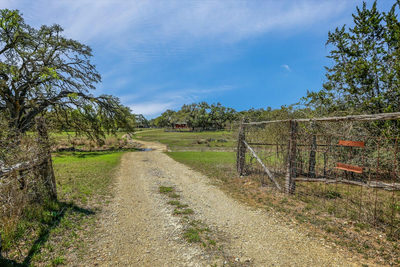 5421 PURGATORY Rd — photo 3