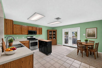 108 Remington Dr — photo 2