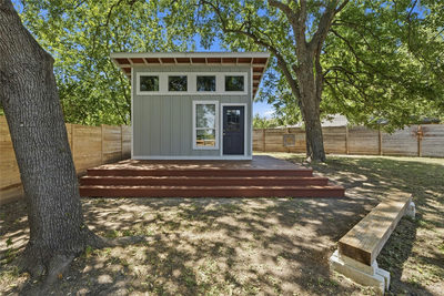 6703 Duquesne Dr — photo 2
