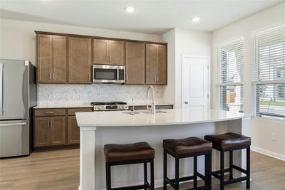 124 Barret Dr — photo 4