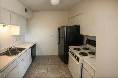2408 Longview St #111 — photo 4