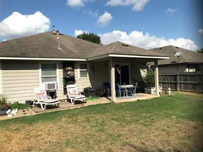 309 Nicole Way — photo 2