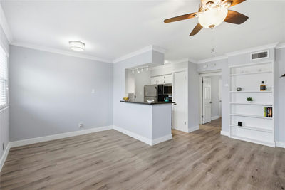 2401 Manor Rd #232 — photo 2