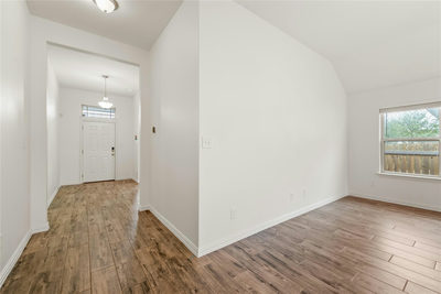 682 Coyote Creek Way — photo 4