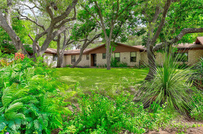 8606 Thunderbird Rd #A & B — photo 2