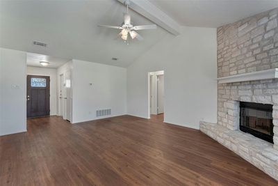 212 Rockcrest Dr — photo 4