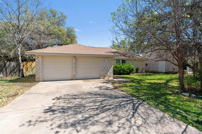 212 Rockcrest Dr — photo 2
