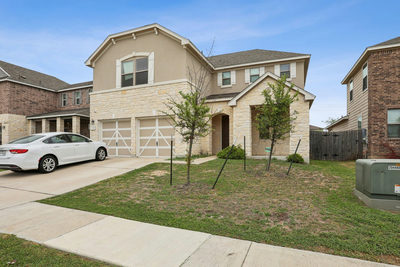 13817 Eleanor Roosevelt St — photo 2