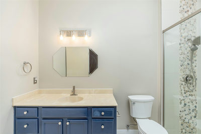 516 Texas Dr — photo 2