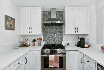 6205 Hylawn Dr — photo 4
