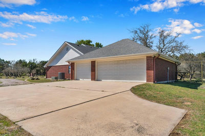 107 N Oak Vista Dr — photo 2