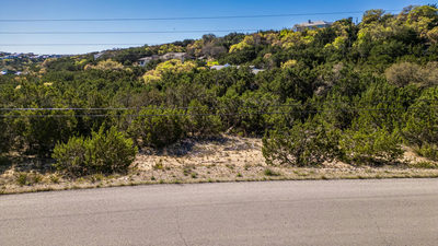 2711 Crosswind Dr — photo 2