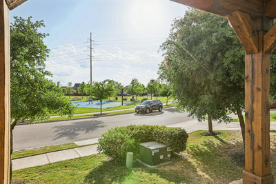 202 Quarryman Dr — photo 3