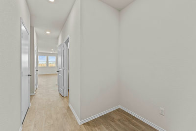 132 Kendall Ln — photo 2