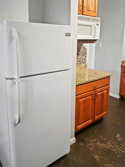 2414 Longview St #206 — photo 5