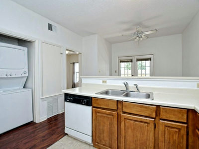 2216 San Gabriel St #105 — photo 5