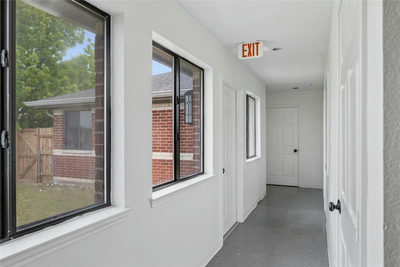 1030 S Guadalupe St — photo 4
