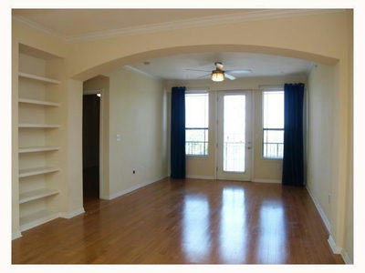 2505 San Gabriel St #405 — photo 3