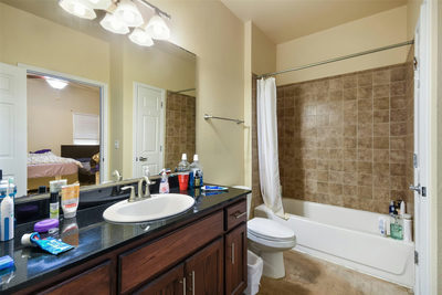 910 W 25th St #503 — photo 5