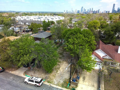 304 Ben Howell Dr — photo 3