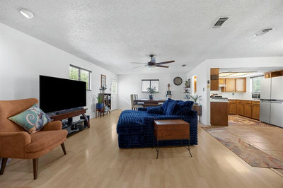 706 Cambridge Dr — photo 5
