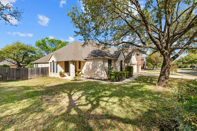 15016 Thatcher Dr — photo 2