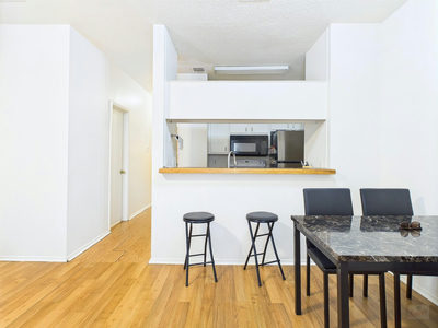 2905 Swisher St #205 — photo 4