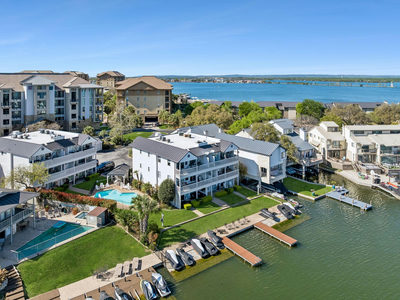 101 Island Dr #F — photo 2