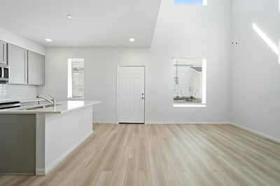 500 Municipal Dr #401 — photo 3