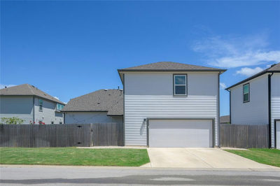 208 Garner Dr — photo 3