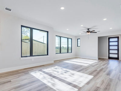 206 E Wonsley Dr #1 — photo 4