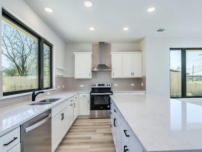206 E Wonsley Dr #1 — photo 5