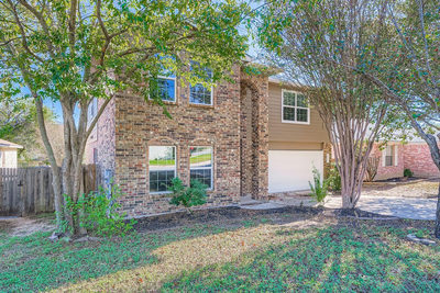 2100 Coachlamp Dr — photo 2