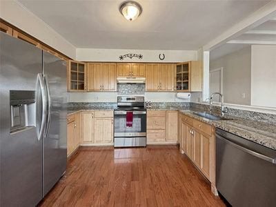 231 Vip Dr — photo 3