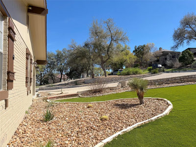 231 Vip Dr — photo 2