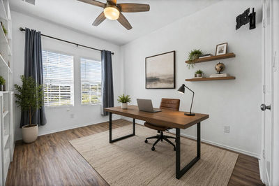 1609 Woolsey Way — photo 3